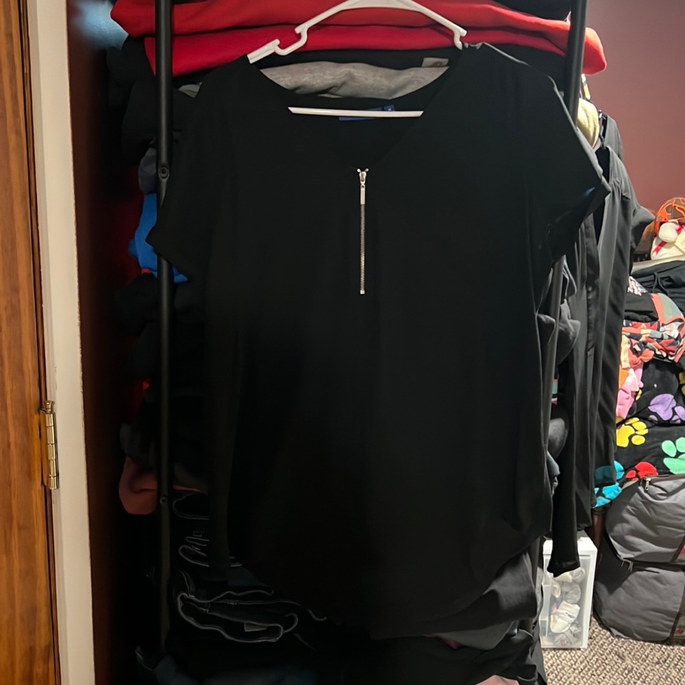 Women’s Apt. 9 Zipper Accent Top